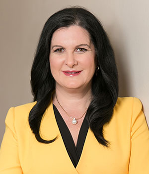 Dominique Grubisa, CEO & Founder of DG Institute, Top 10 Women CEOs of 2022 Profile