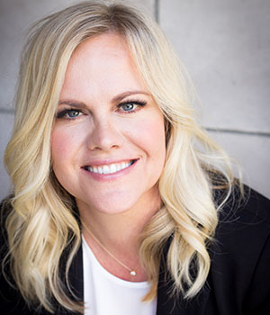 Melissa Wright Chief Sales & Marketing Officer at American Pacific Mortgage, Most Inspiring Finance Leaders of 2021 Profile